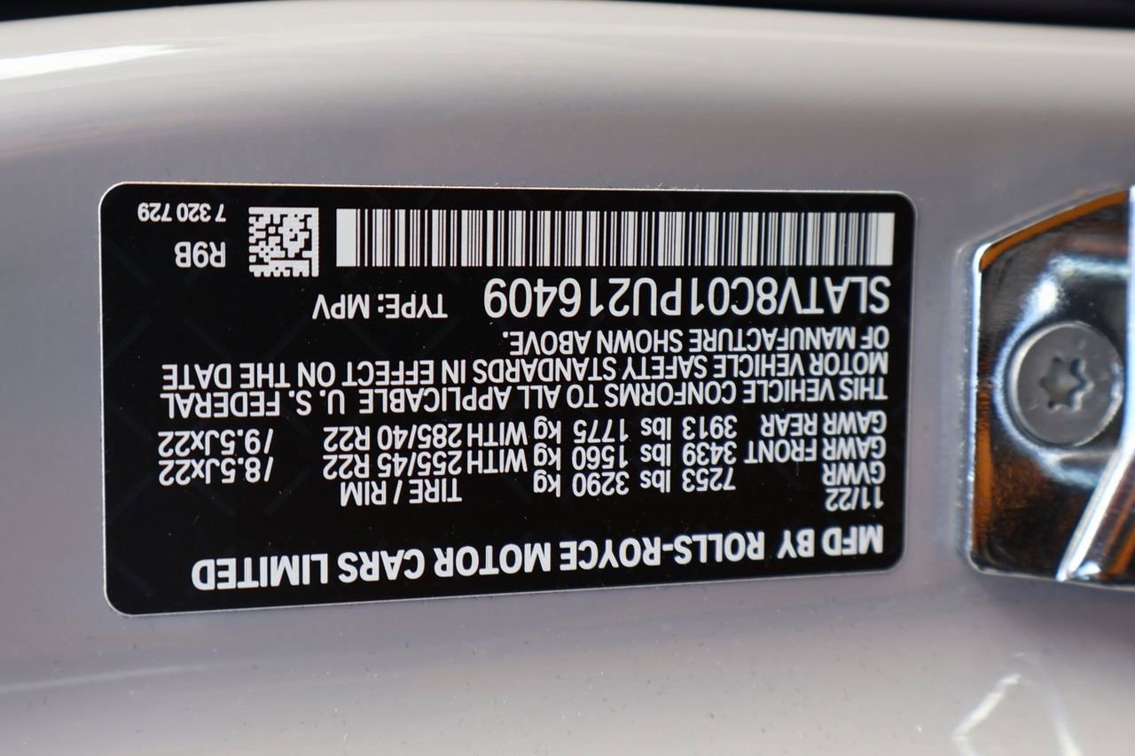 Certified 2023 Rolls-Royce Cullinan Black Badge image 34