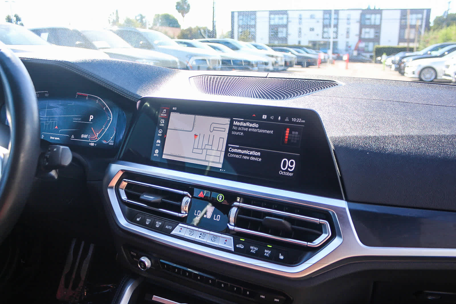 Used 2023 BMW 430i Coupe w/ M Sport Package RWD image 12