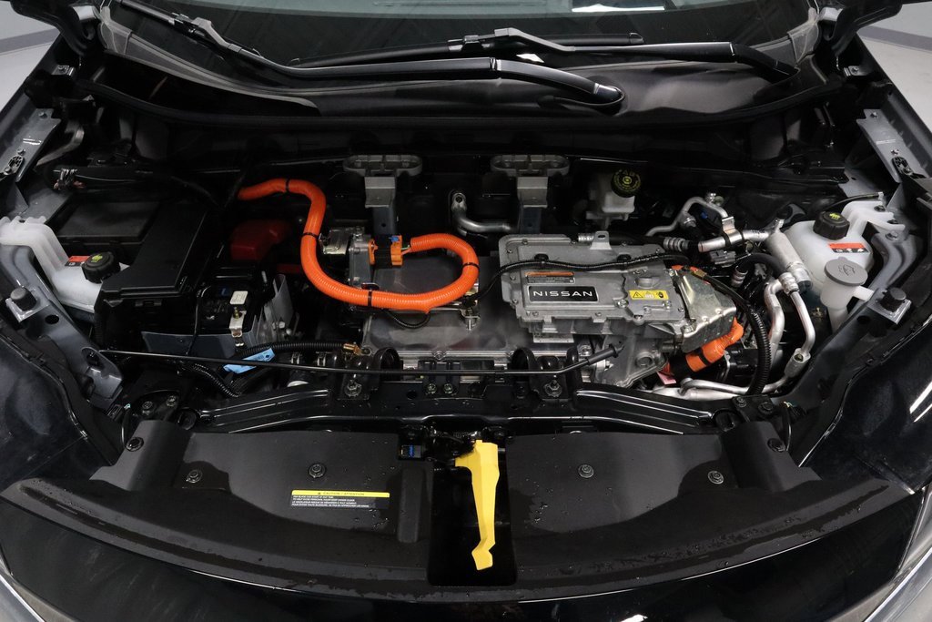 Certified 2024 Nissan Ariya AWD image 15