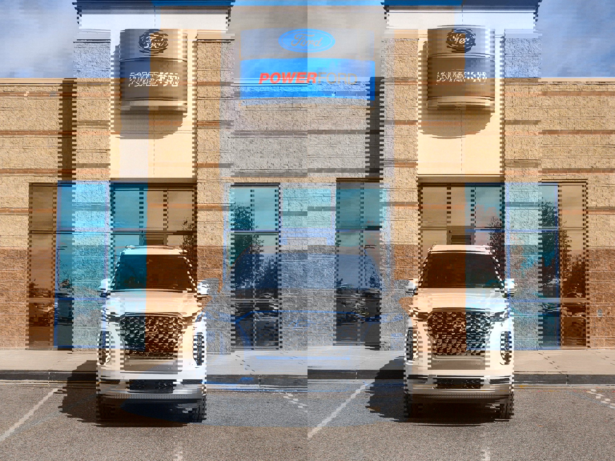 Used 2021 Hyundai Palisade Calligraphy image 3