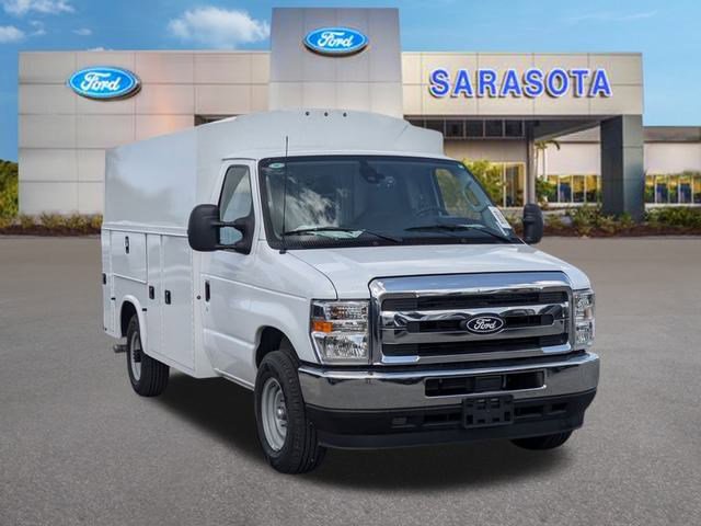 New 2026 Ford E-350 and Econoline 350 Super Duty w/ Power Equipment Group image 2