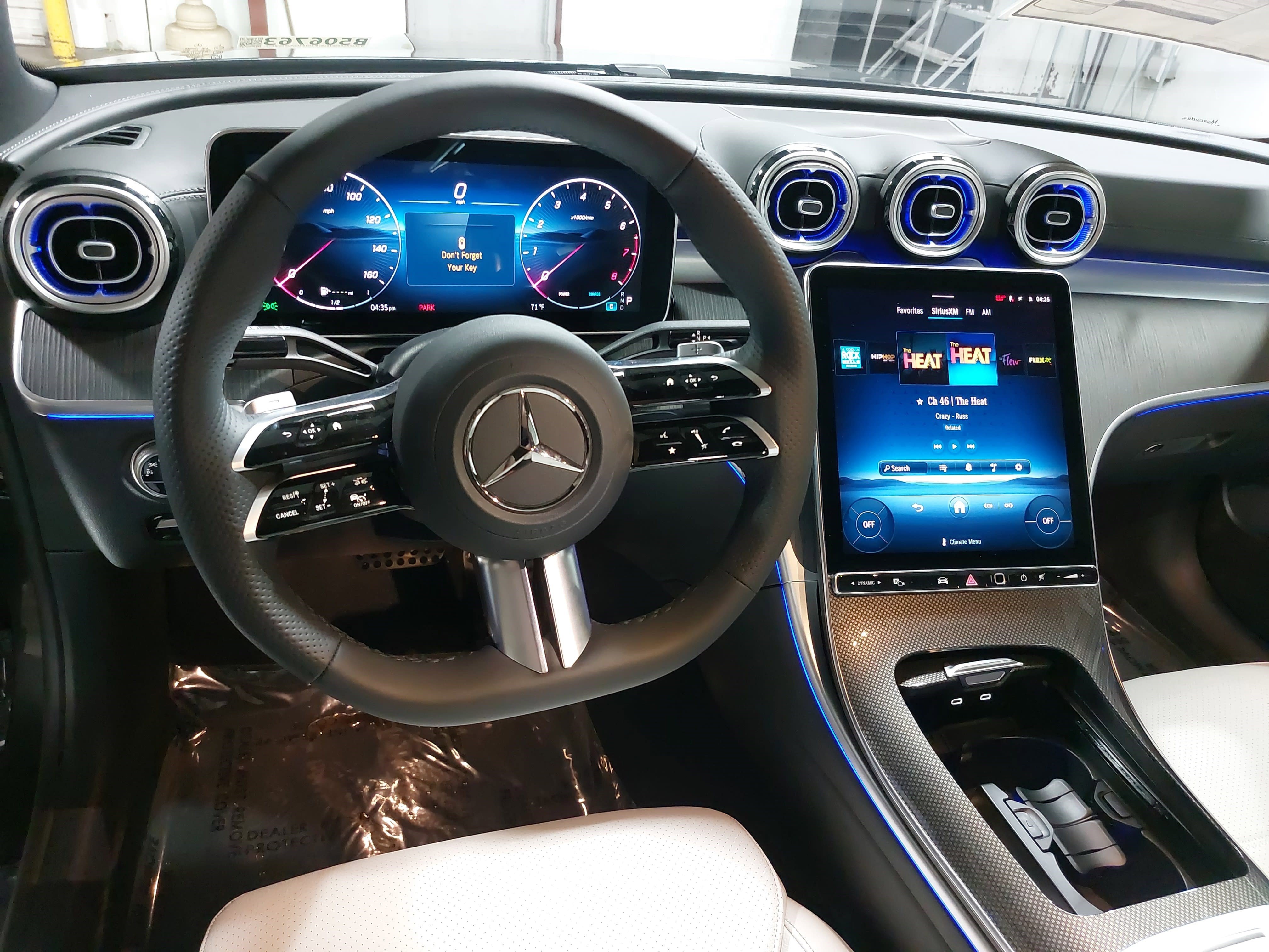 Used 2025 Mercedes-Benz C 300 Sedan image 16