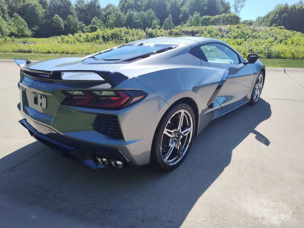 Used 2023 Chevrolet Corvette Stingray Premium Cpe w/ Z51 Performance Package RWD image 6