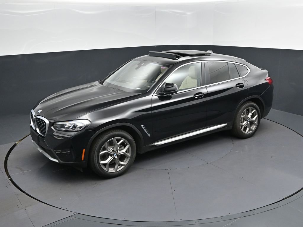 Certified 2025 BMW X4 xDrive30i w/ Premium Package AWD/4WD image 1