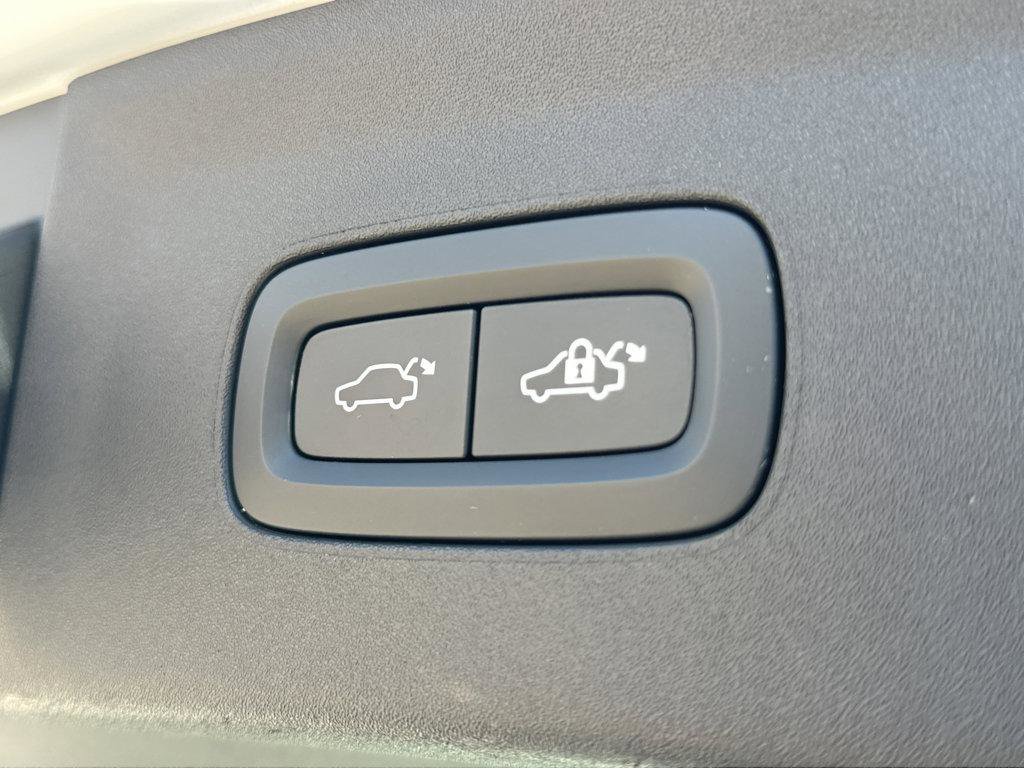 Used 2022 Polestar Polestar 2 w/ Pilot Package image 36