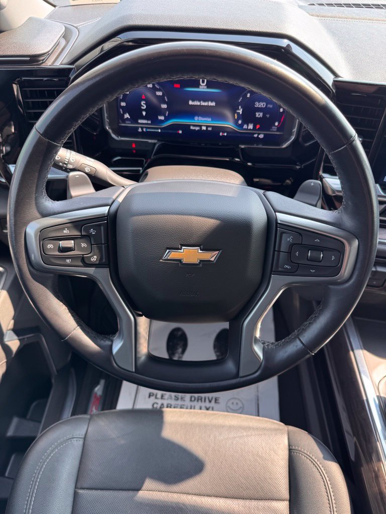 Used 2023 Chevrolet Silverado 1500 LTZ AWD/4WD image 29
