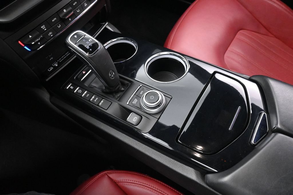 Used 2022 Maserati Ghibli Modena RWD image 19
