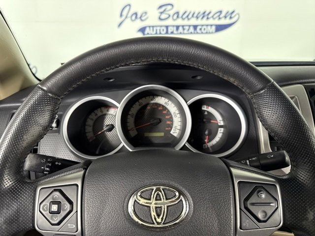 Used 2015 Toyota Tacoma 2WD Double Cab image 4