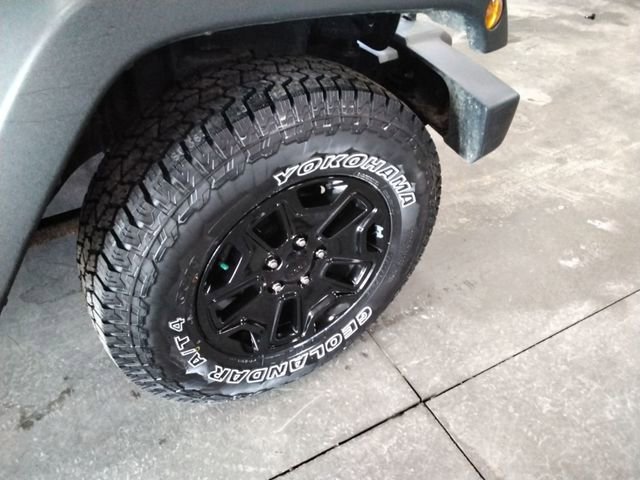 Used 2018 Jeep Wrangler Willys Wheeler image 15