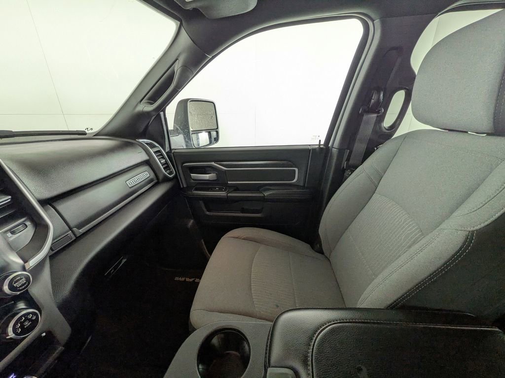 Certified 2024 RAM 2500 Big Horn image 29