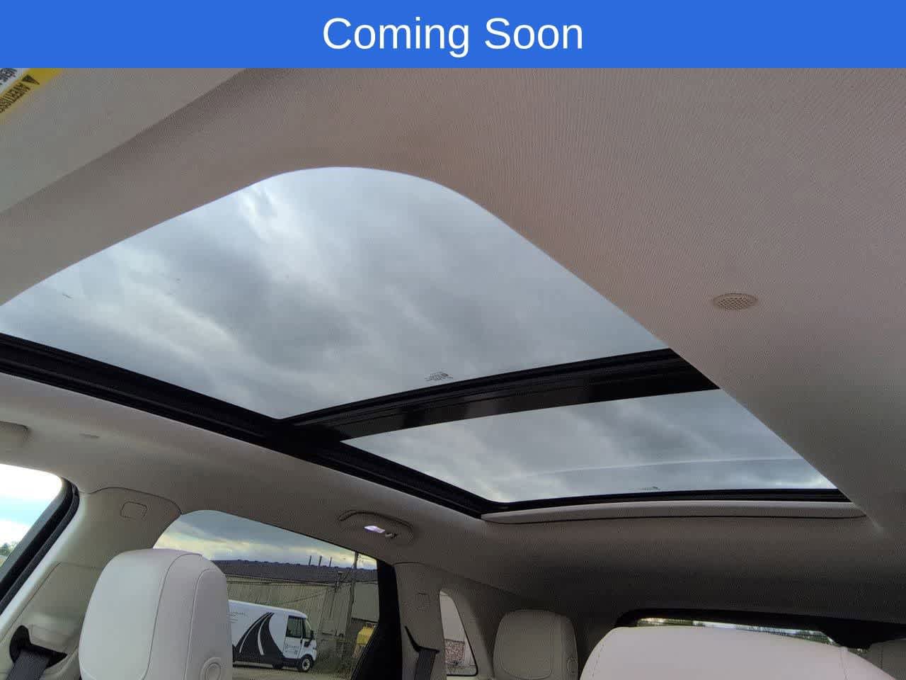 Used 2017 Cadillac XT5 Luxury w/ LPO, Wheel Lock Package FWD image 19