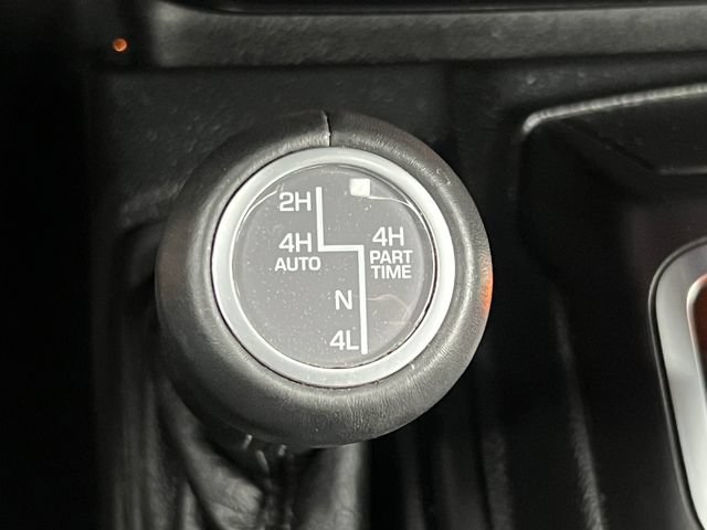 Used 2025 Jeep Wrangler Unlimited Rubicon AWD/4WD image 27