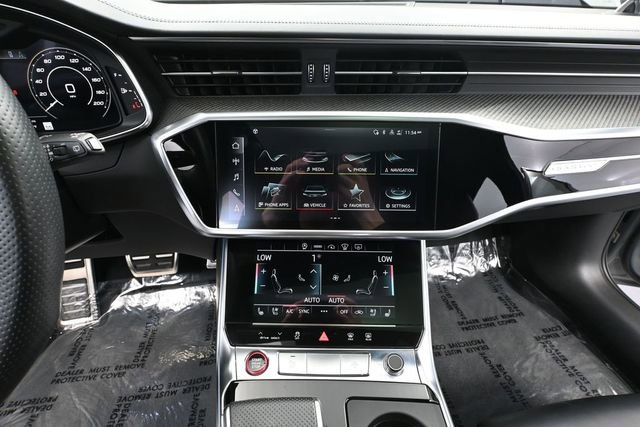 Used 2021 Audi RS 6 AWD/4WD image 34