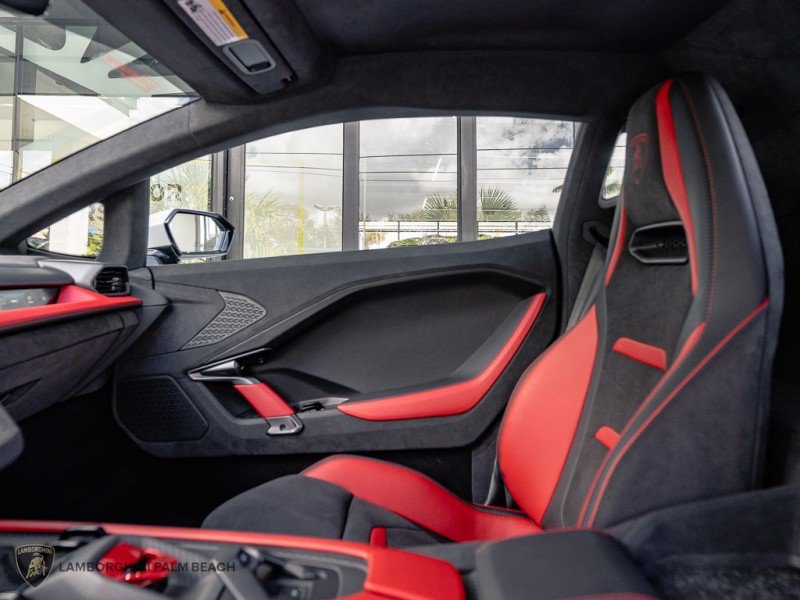 Used 2026 Lamborghini Temerario AWD/4WD image 17