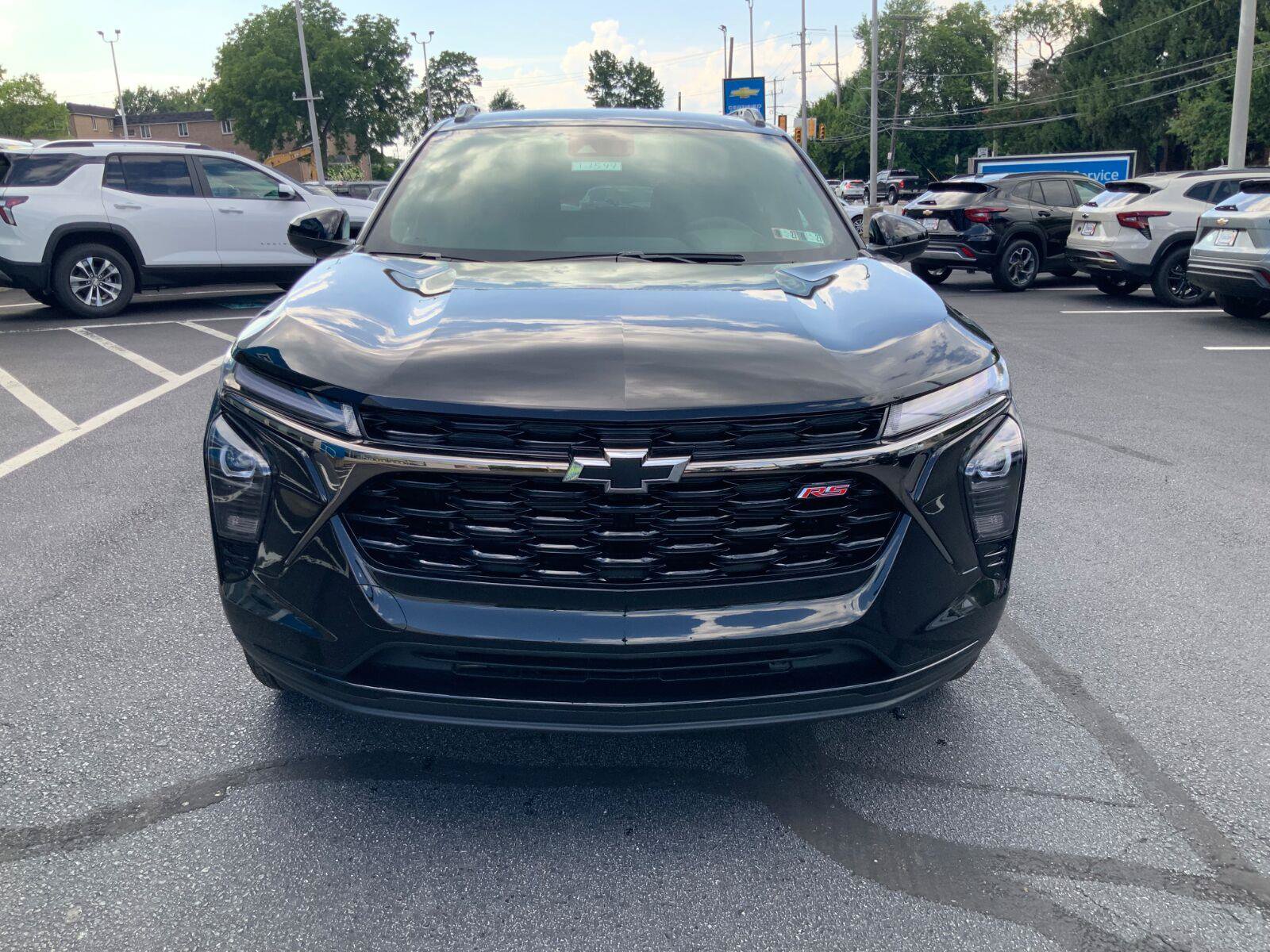 New 2026 Chevrolet Trax RS w/ Driver Confidence Package FWD image 2