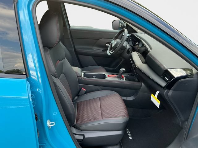 New 2027 Nissan Kicks SR AWD/4WD image 17