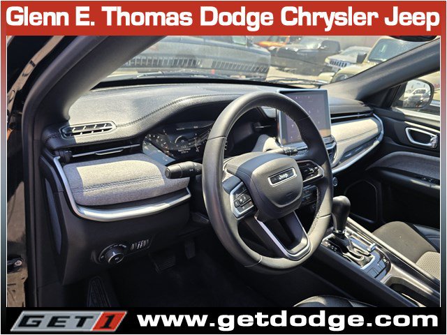 Certified 2024 Jeep Compass Latitude AWD/4WD image 13