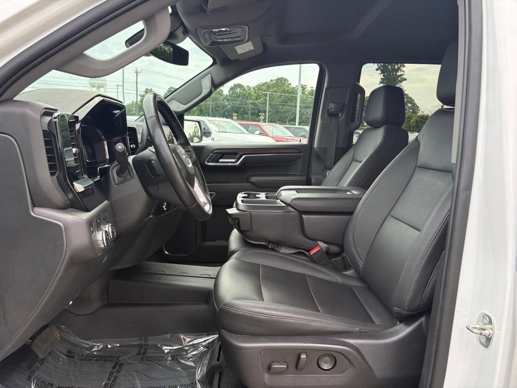 Used 2023 GMC Sierra 1500 SLT AWD/4WD image 12