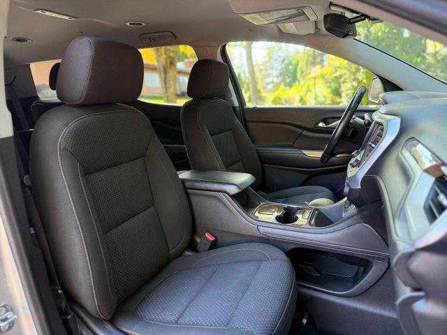 Used 2020 GMC Acadia SLE FWD image 13