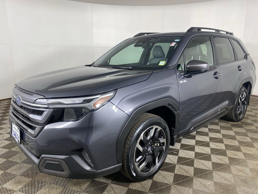 Certified 2025 Subaru Forester Limited image 11