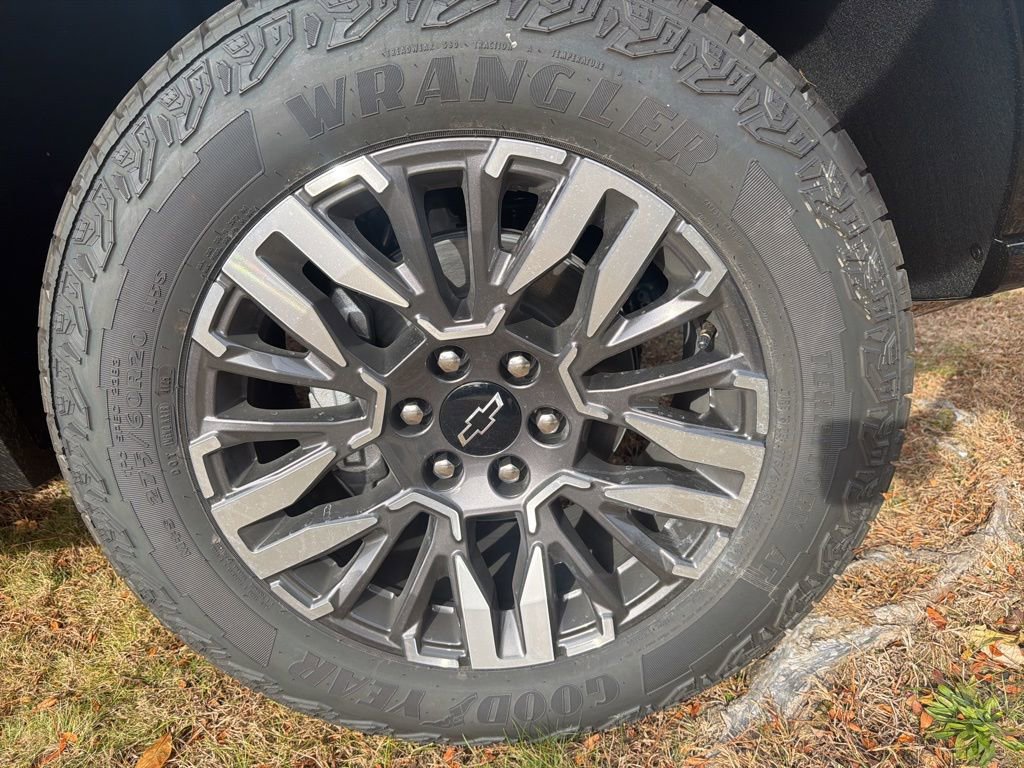 New 2026 Chevrolet Tahoe Z71 w/ Comfort Package image 60