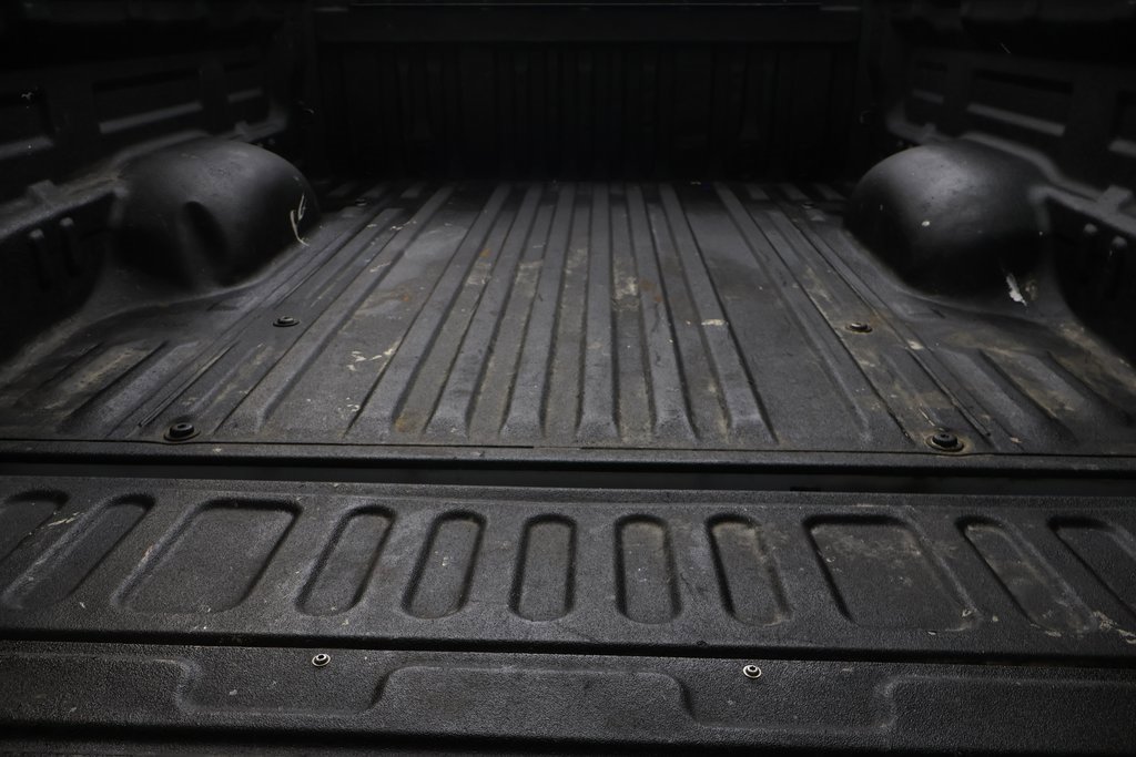 Used 2016 Toyota Tundra SR5 w/ SR5 Upgrade Package image 14