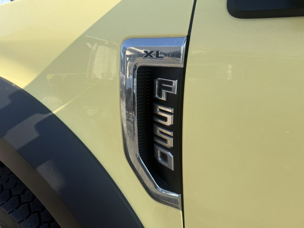 Used 2019 Ford F550 2WD Regular Cab Super Duty image 7