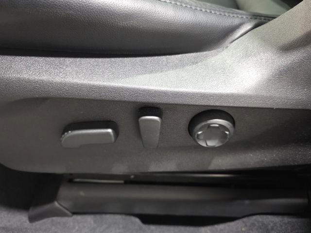 Certified 2025 Subaru Ascent Bronze Edition w/ Onyx Package image 14