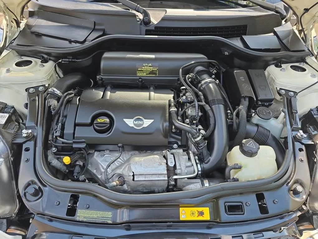 Used 2013 MINI Cooper S FWD image 39