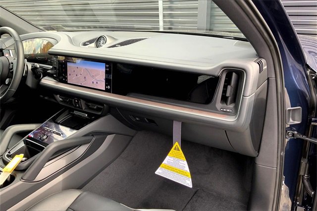 New 2026 Porsche Cayenne S image 22