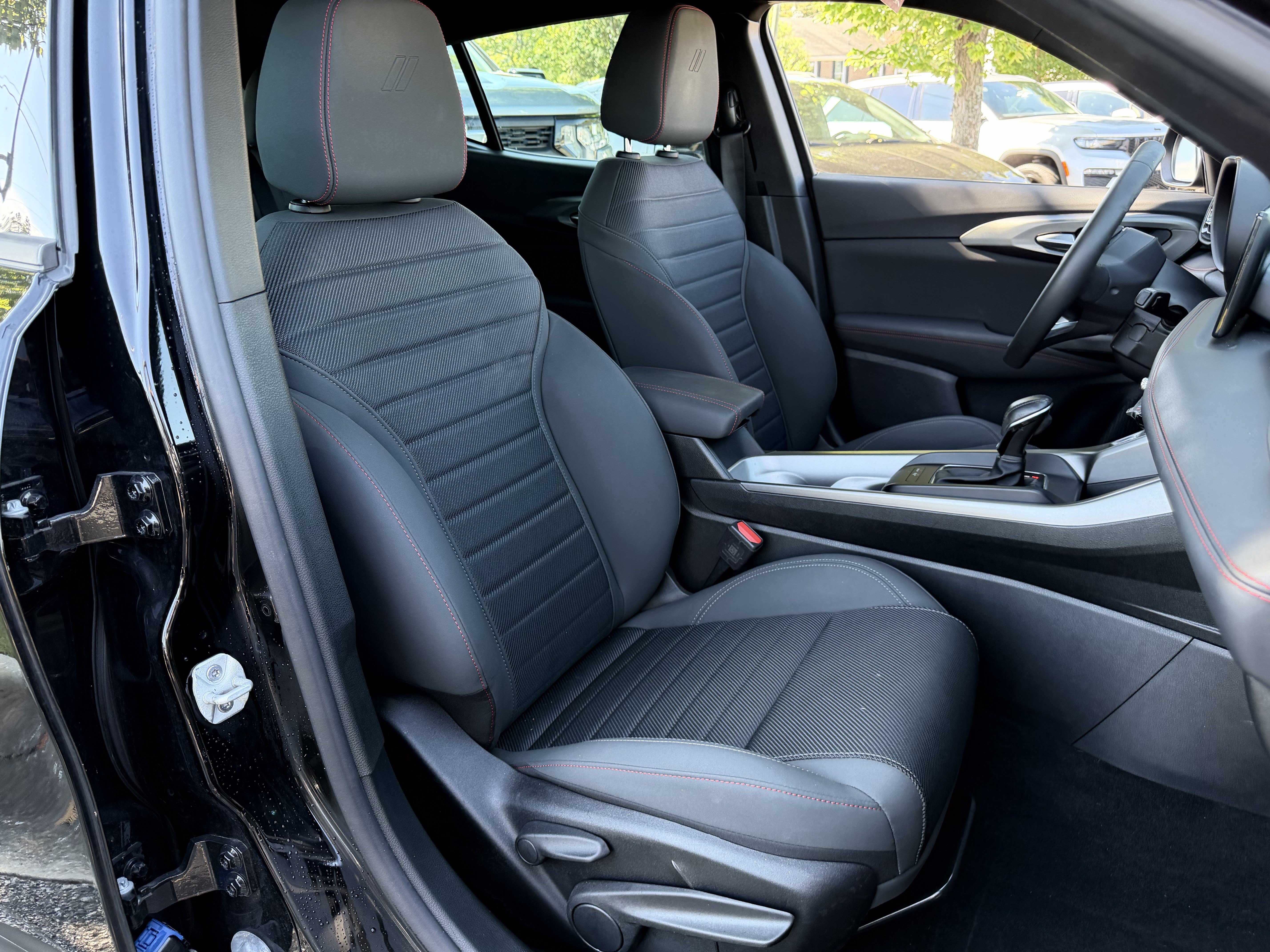 Used 2024 Dodge Hornet GT AWD/4WD image 34