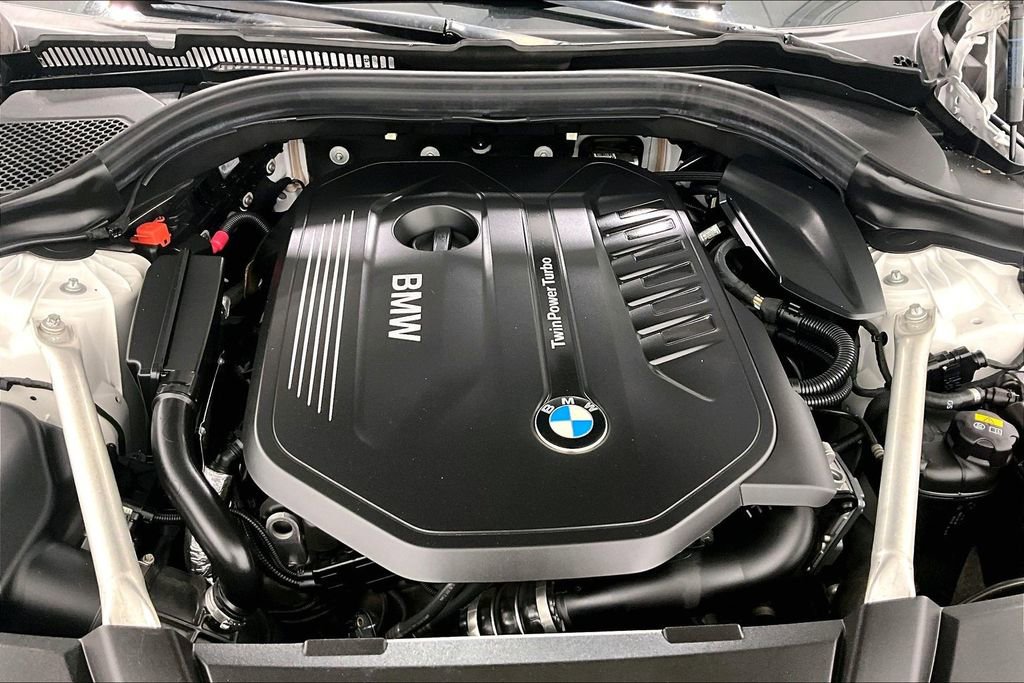 Used 2019 BMW 640i Gran Turismo xDrive w/ M Sport Package image 8