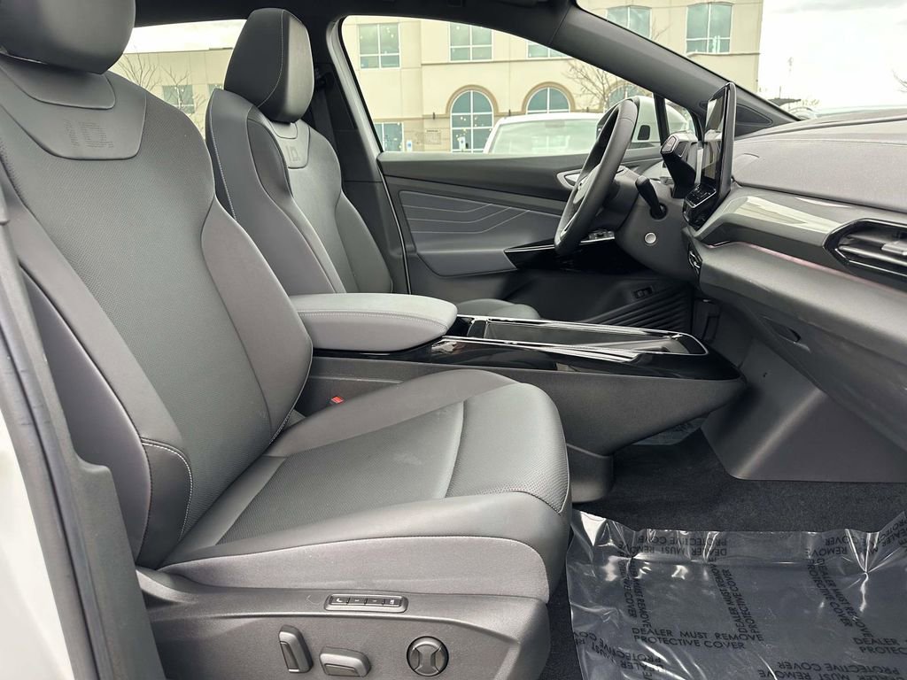 Used 2023 Volkswagen ID.4 Pro S Plus image 11