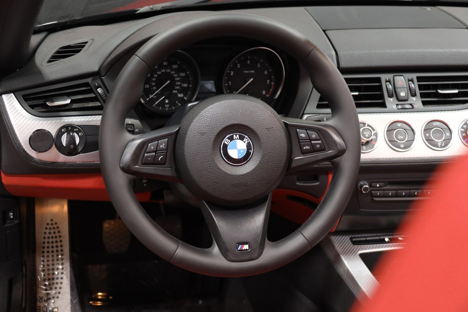 Used 2012 BMW Z4 sDrive28i w/ M Sport Pkg image 49