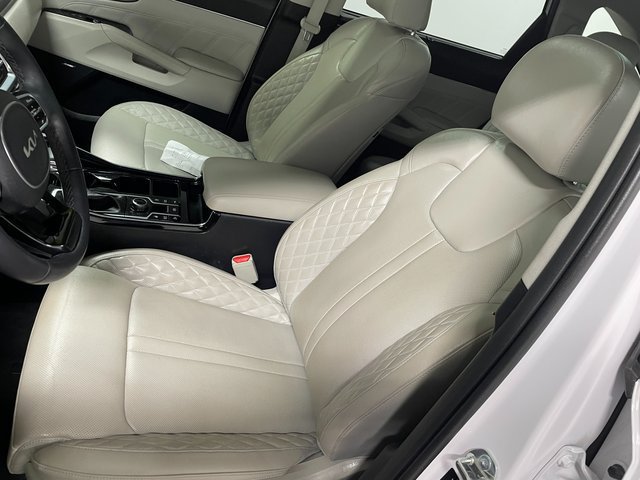 Used 2023 Kia Sorento SX AWD/4WD image 12