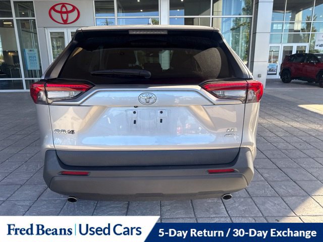 Used 2024 Toyota RAV4 LE AWD/4WD image 13