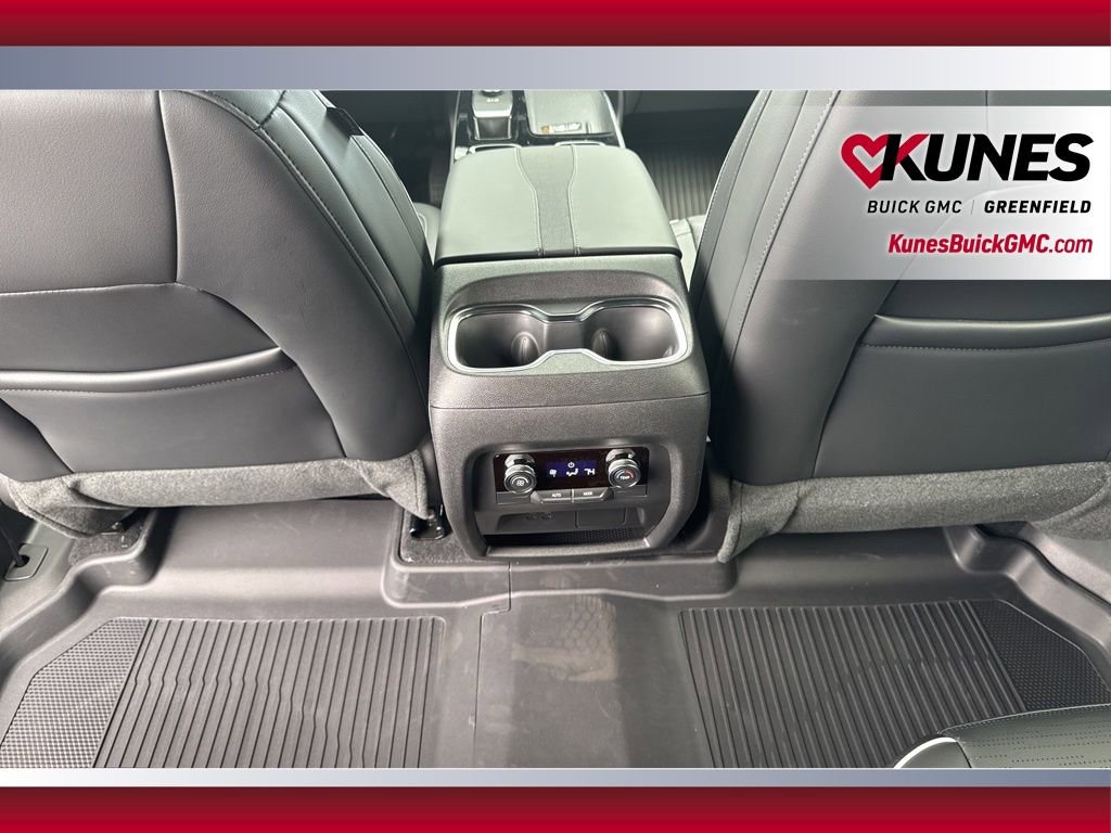 New 2026 Buick Enclave Sport Touring w/ LPO, Floor Liner Package image 41