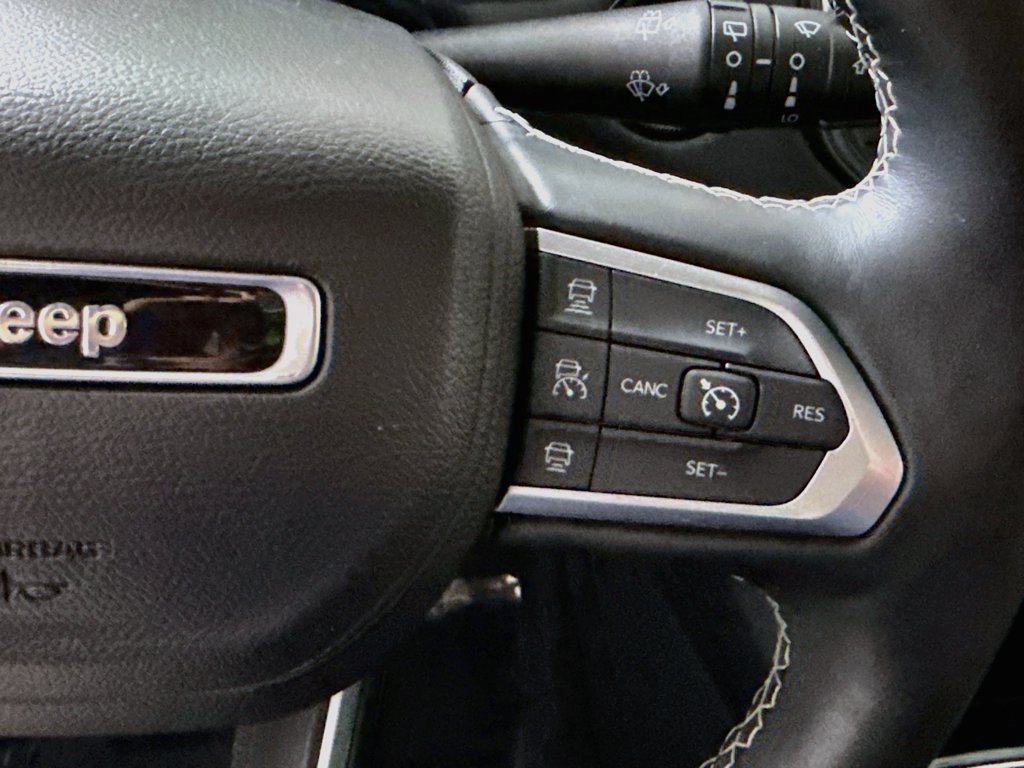 Used 2022 Jeep Compass High Altitude AWD/4WD image 25
