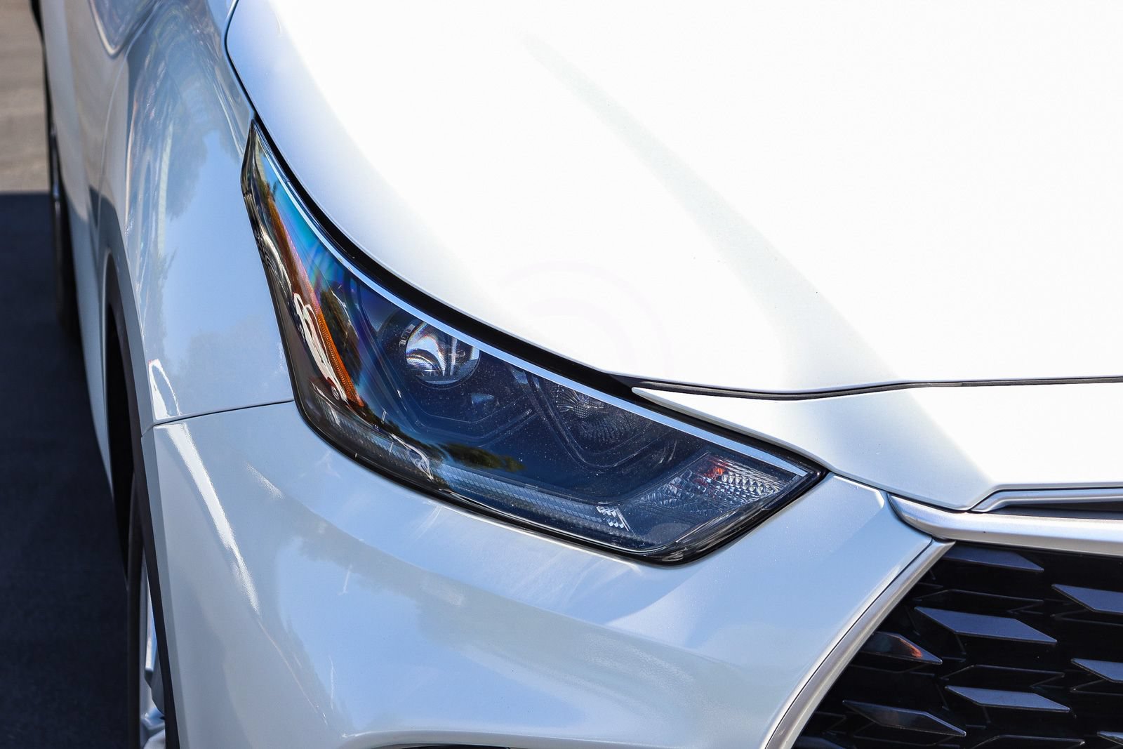 Used 2021 Toyota Highlander L FWD image 12