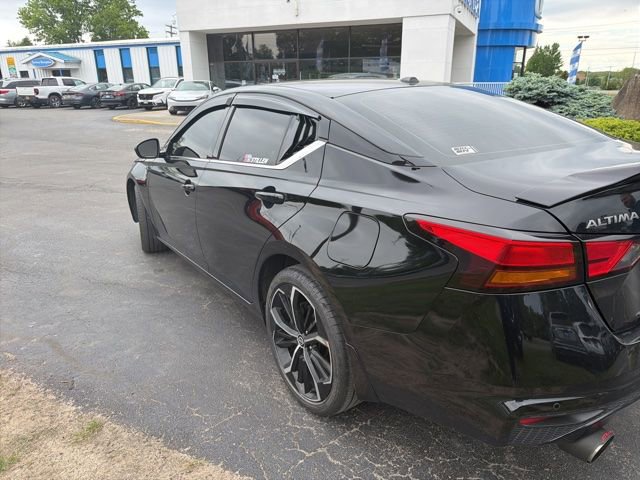 Used 2024 Nissan Altima 2.5 SR w/ SR Premium Package AWD/4WD image 5