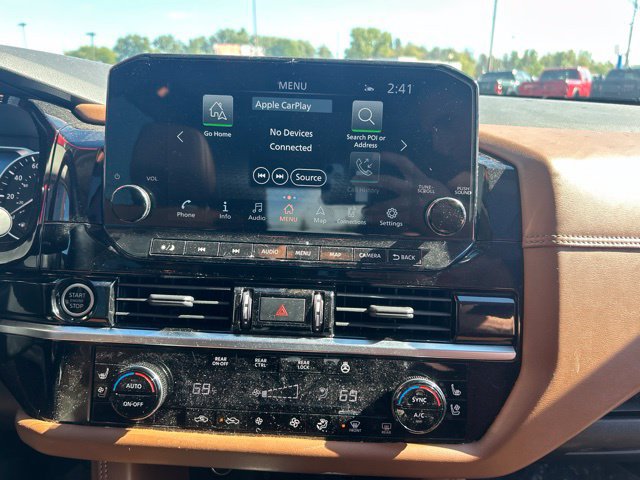 Used 2022 Nissan Pathfinder Platinum w/ Cargo Package AWD/4WD image 11