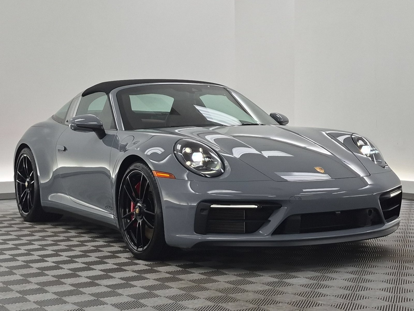 Certified 2024 Porsche 911 Targa 4 GTS AWD/4WD image 7