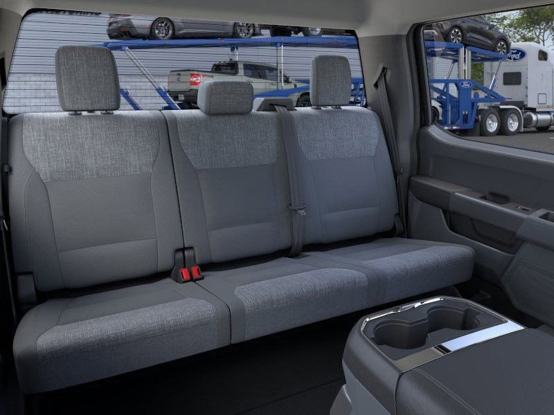 New 2026 Ford F250 XLT w/ FX4 Off-Road Package image 11