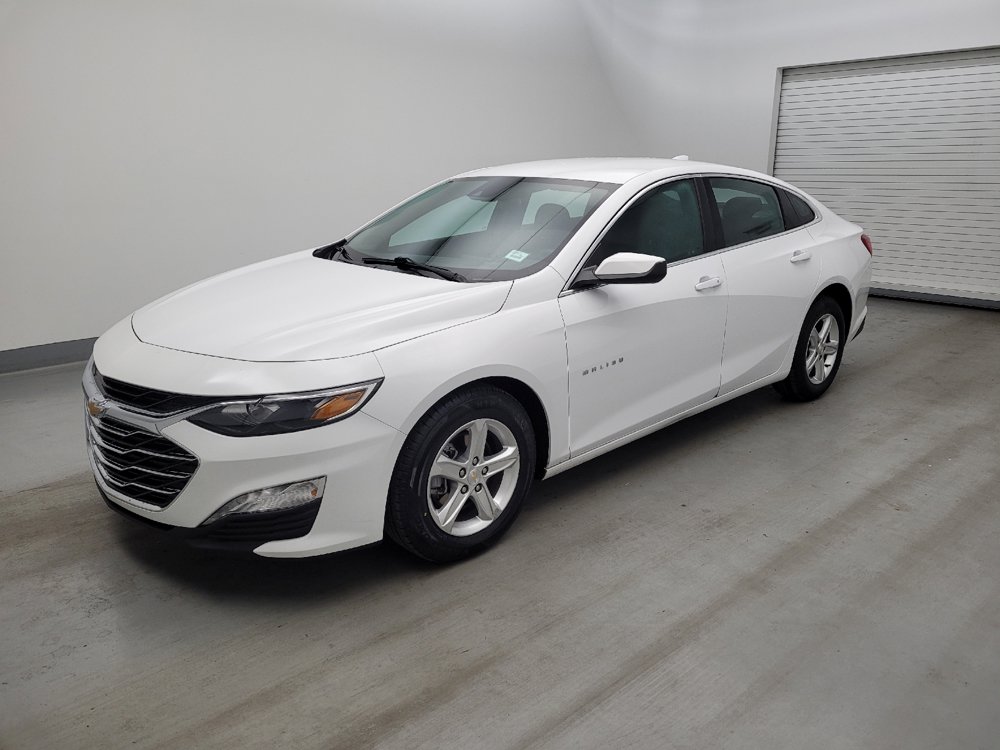Used 2024 Chevrolet Malibu LT FWD image 2