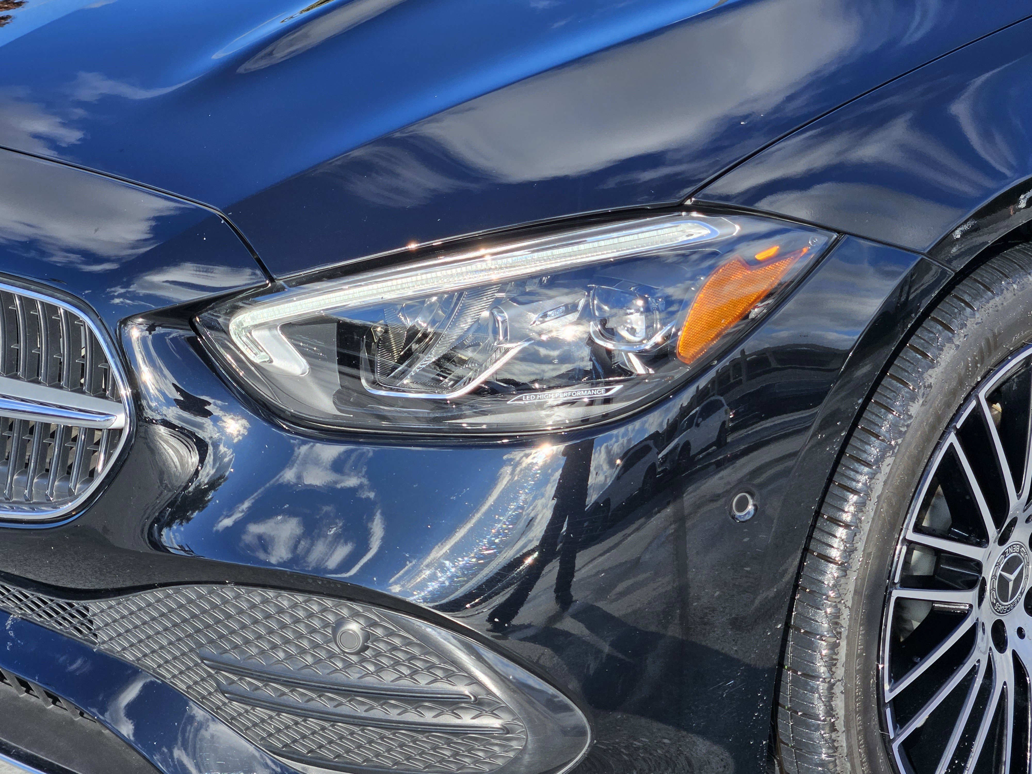 Used 2025 Mercedes-Benz C 300 Sedan image 9