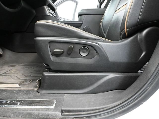 Used 2021 GMC Yukon XL AT4 AWD/4WD image 23
