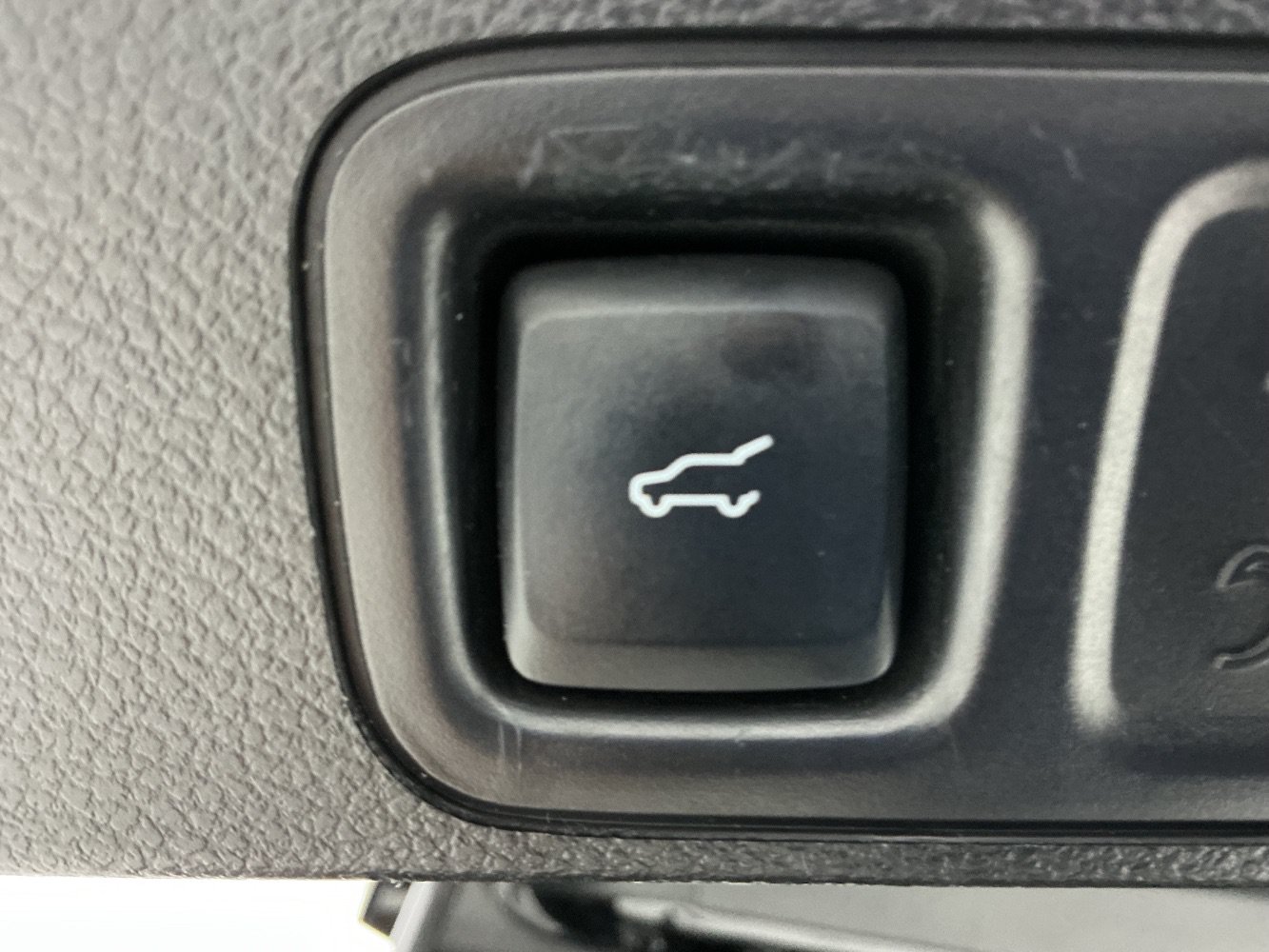 Used 2018 Lincoln Navigator Premiere RWD image 50