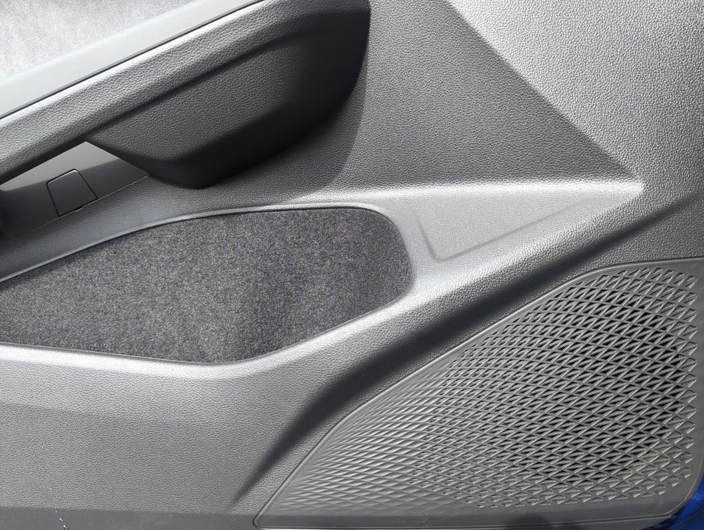 New 2026 Volkswagen Golf w/ Euro Style Package image 31