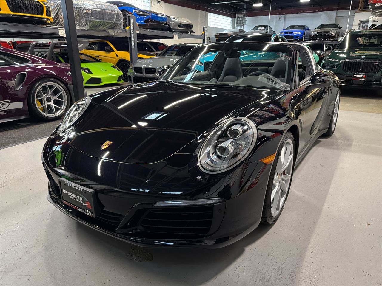 Used 2017 Porsche 911 Targa 4S AWD/4WD image 11