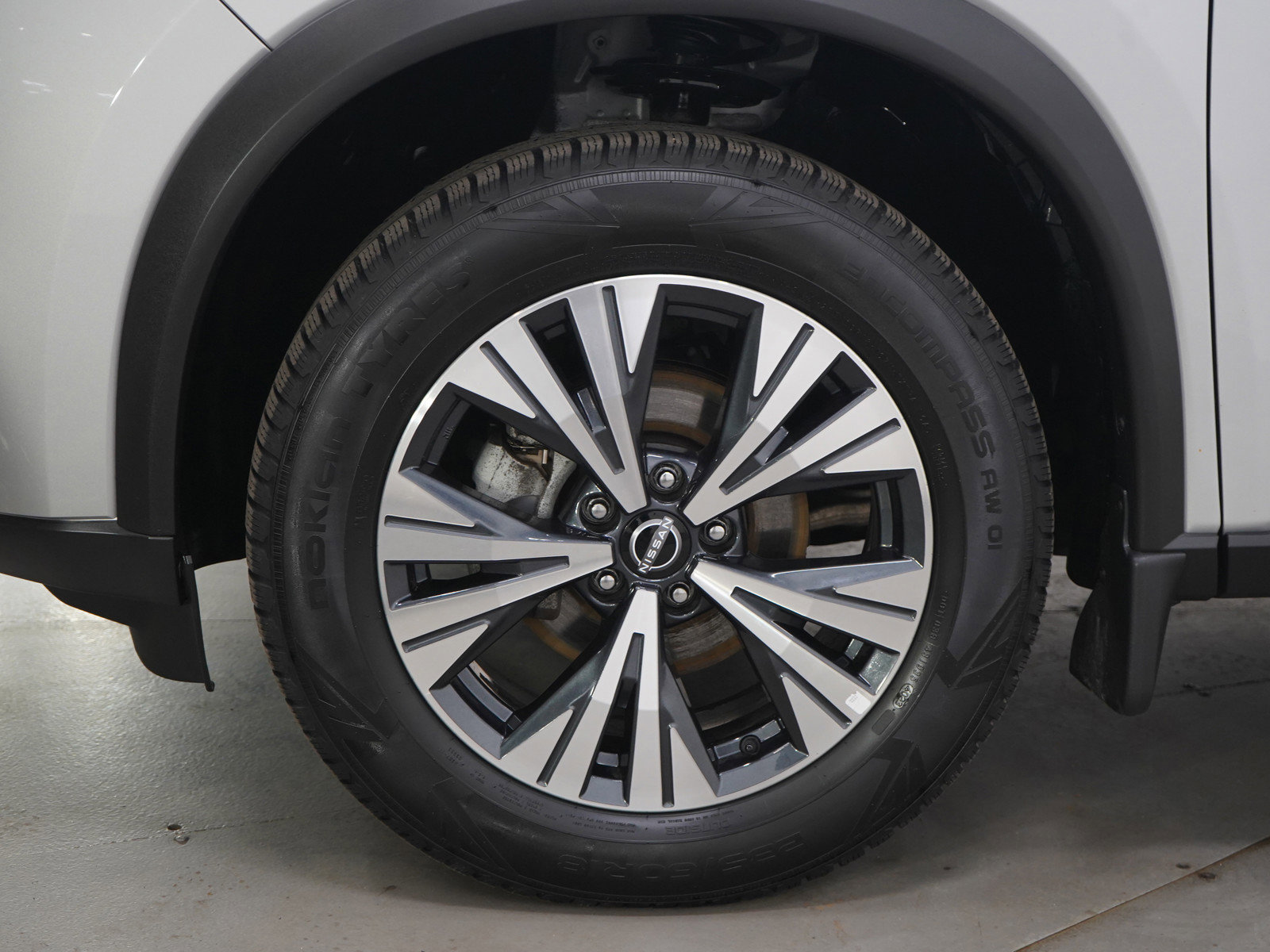 Used 2022 Nissan Rogue SV image 30